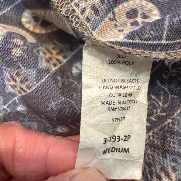 ANDREE BY UNIT Pink and Blue Patterned Blouse Tunic size Medium - Picture 8 of 8